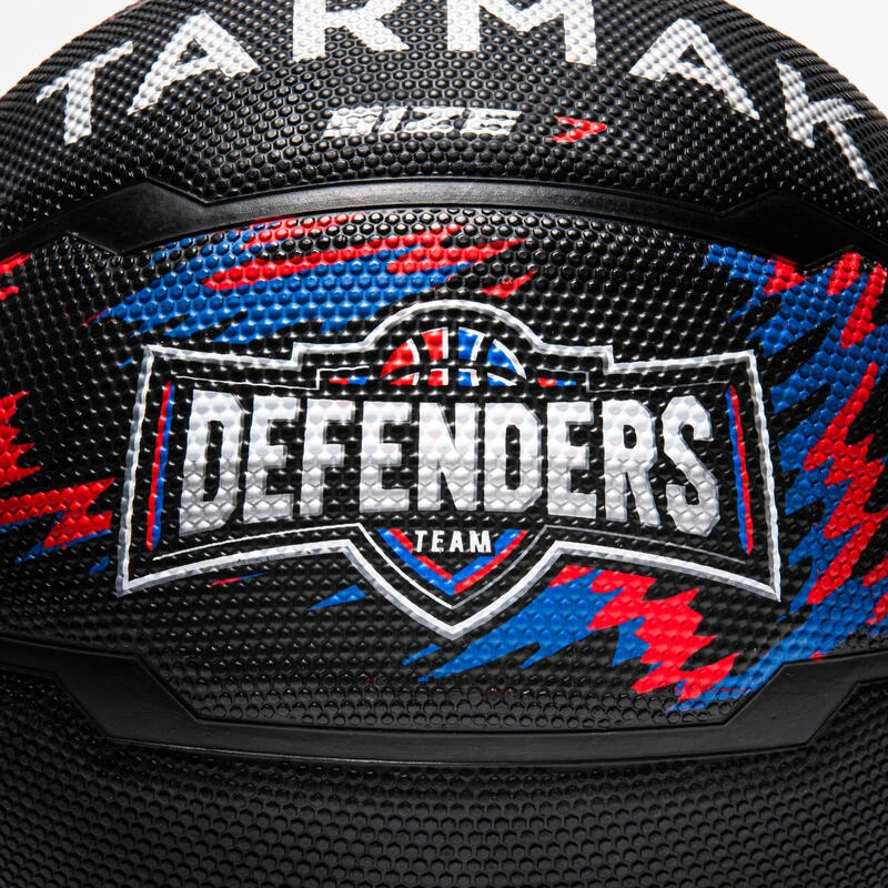 Ballon De Basketball Taille 7 - R500 Noir Rouge Bleu 5 Ballon De Basketball Taille 7 - R500 Noir Rouge Bleu – Image 5