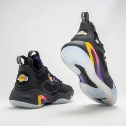 CHAUSSURES DE BASKETBALL NBA LOS ANGELES LAKERS HOMME/FEMME - SE900 NOIR -Balle Jeux Vêtements Magasin chaussures de basketball nba los angeles lakers hommefemme se900 noir 2