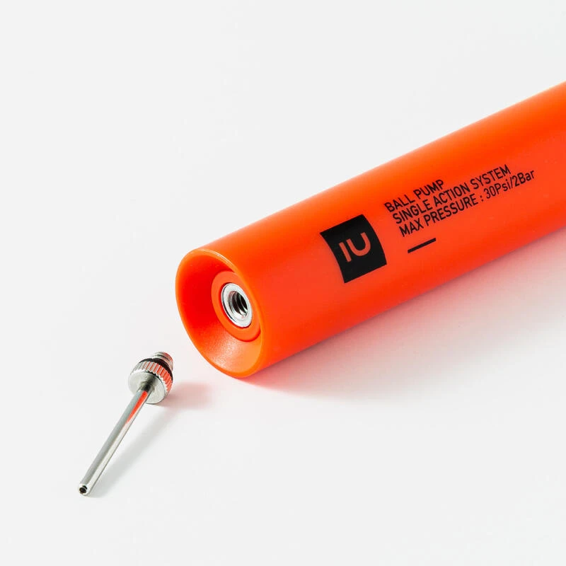 Kipsta Pompe à Ballon Essentiel Simple Action 7 Kipsta Pompe à Ballon Essentiel Simple Action – Image 7